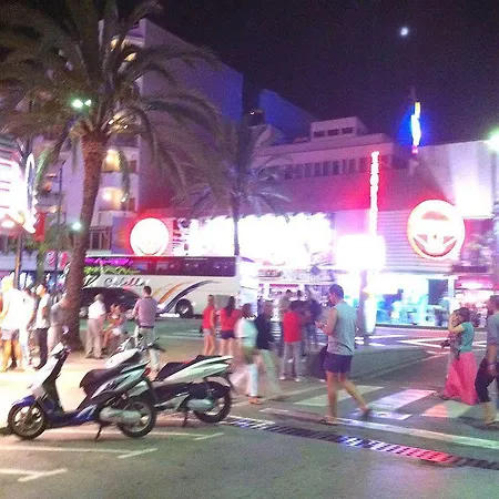 Playa Centro Apartment *
